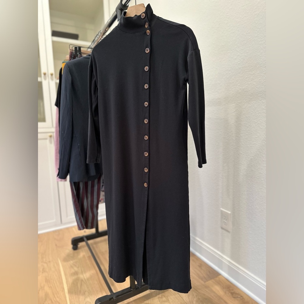 Ann Taylor Black Long Sleeve Mock Turtle Neck Side Button Dress